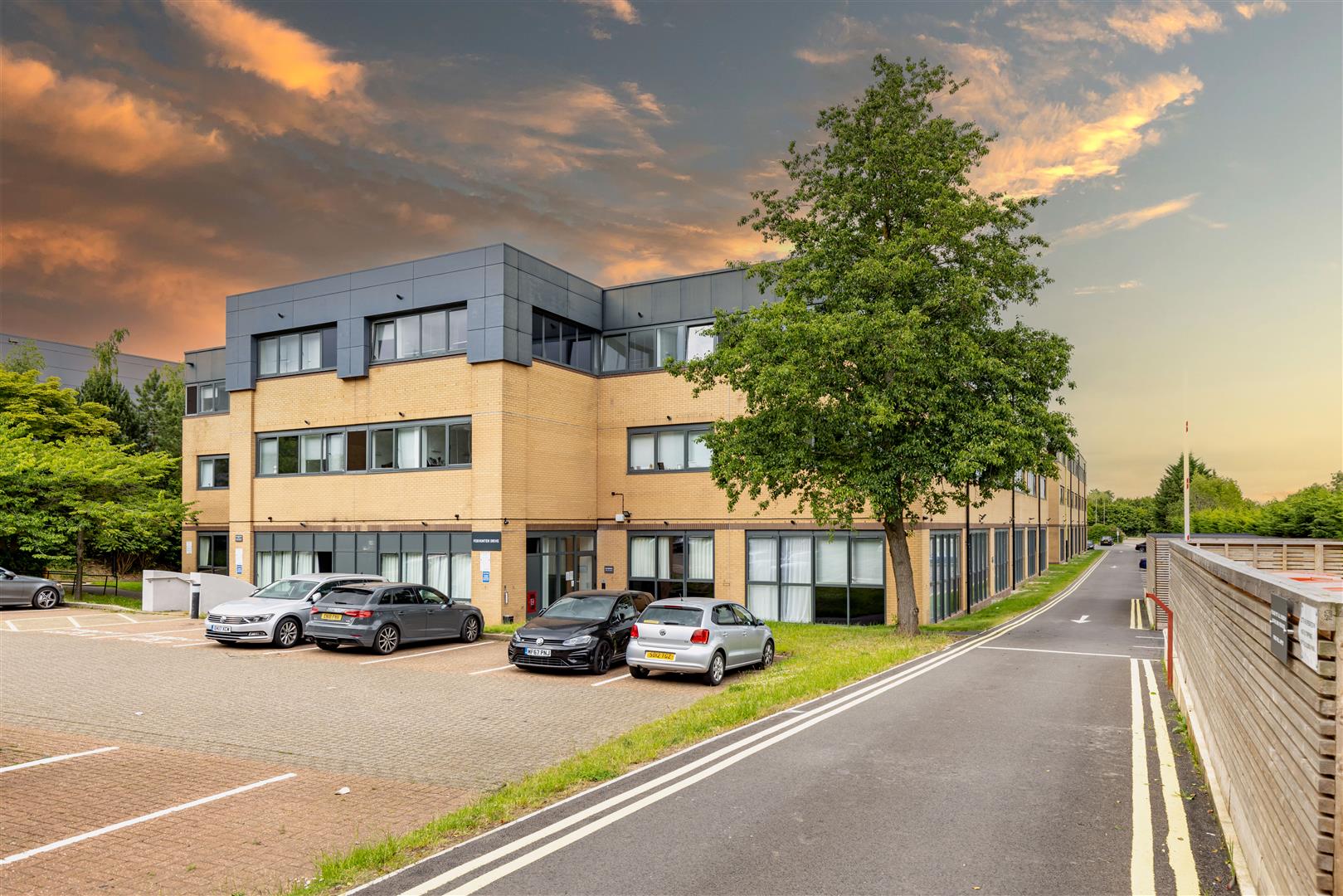 2 Foxhunter Drive, Linford Wood, Milton Keynes